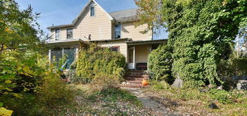 1108 Clifton Ave, Collingdale, PA 19023