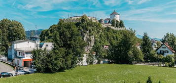 Großzügige Wohnung mit Festungsblick