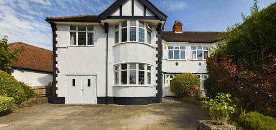 4 bedroom semi-detached house for sale