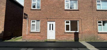 3 bedroom semi-detached house