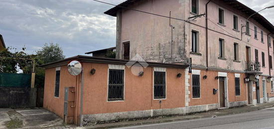 CASA SEMINDIPENDENTE A PASIAN DI PRATO