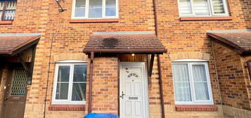 Terraced house to rent in Langton Road, London NW2