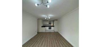 2 bed flat to rent