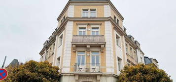 SCHICKE ERDGESCHOSS-WOHNUNG MIT BALKON