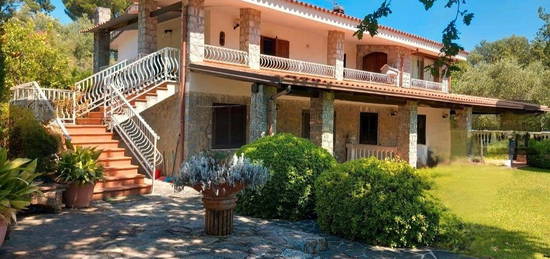 Villa a scario località la pietra