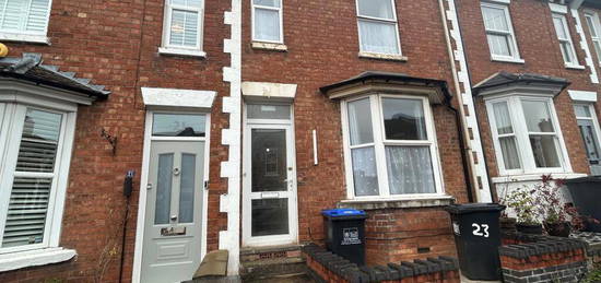 4 bedroom terraced house