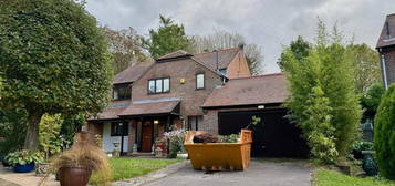 Detached house to rent in Harberton Mead, Headington OX3