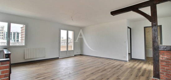 Appartement  à louer, 4 pièces, 3 chambres, 90 m²