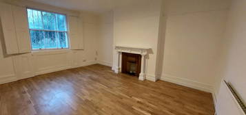 Flat to rent in The Grove, London W5