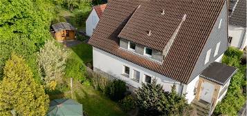 Zweifamilienhaus mit Garage, Garten, Terrasse und Balkon in Geseke zu verkaufen