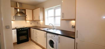 Flat to rent in Linnet Mews, Colchester CO4