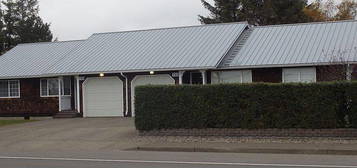 722 State Route 101, Chinook, WA 98614