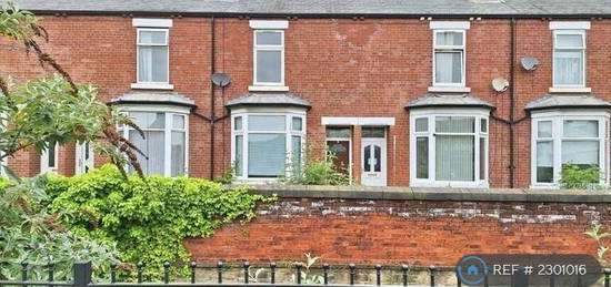 3 bedroom terraced house