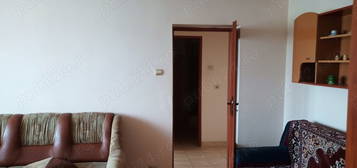 Vand apartament 2 camere