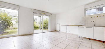 Appartement T2 lumineux de 49,92 m² avec terrasse arborée et parking - Quartier Nantes Erdre 44300 Nantes