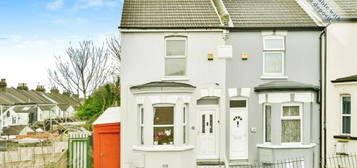 2 bedroom terraced house