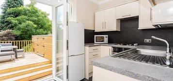 2 bed flat to rent