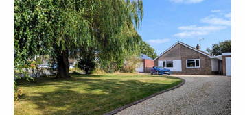 3 bedroom detached bungalow for sale