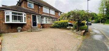 Semi-detached house to rent in Hawthorn Close, Dunstable LU6