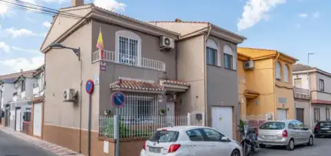 Casa adosada en Armilla