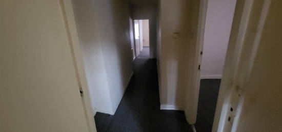 Flat to rent in Wolverhampton Street, Dudley DY1