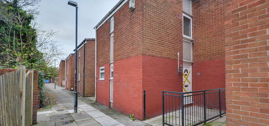 3 bed terraced house for sale