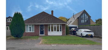 4 bed detached bungalow for sale