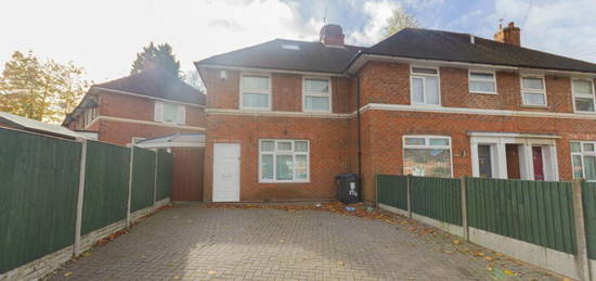 4 bedroom semi-detached house