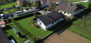 Bungalow mit Garage und Keller