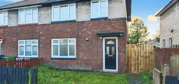 4 bedroom semi-detached house