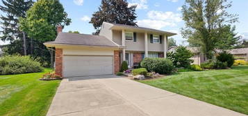 266 Clair Hill Dr, Rochester Hills, MI 48309