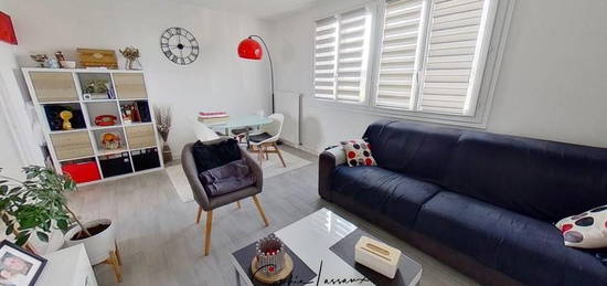 Appartement  à vendre, 3 pièces, 2 chambres, 56 m²