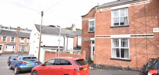 2 bed terraced house to rent