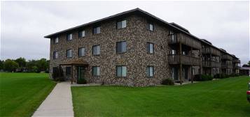 10 8th St #315, Gaylord, MN 55334