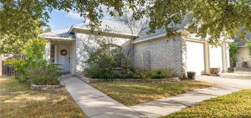 320 Meadow Park, New Braunfels, TX 78130