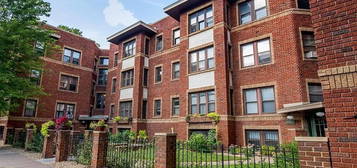 391 Laurel Ave Apt 105, Saint Paul, MN 55102