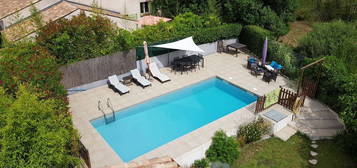 Belle villa T5 à Assas, Piscine et jardin, 10 mn de Castelnau le Lez