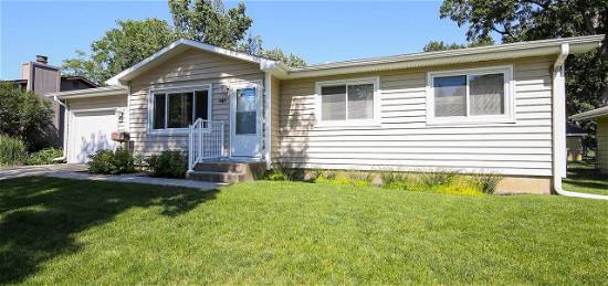 848 S Day Ave, Sioux Falls, SD 57103