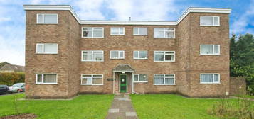 2 bedroom ground floor flat for sale