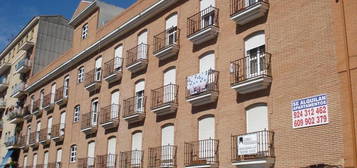 Apartamento de alquiler en Rambla Mártir Santa Eulalia, Centro