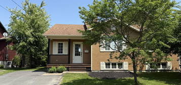 144, Rue des Pétunias
Victoriaville