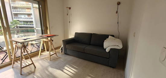 Location appartement 1 pièce 19 m²