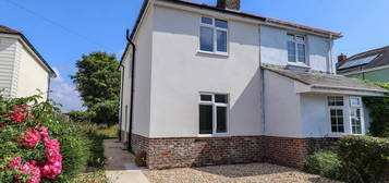 3 bedroom semi-detached house to rent