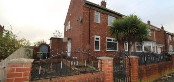 2 bedroom semi-detached house to rent