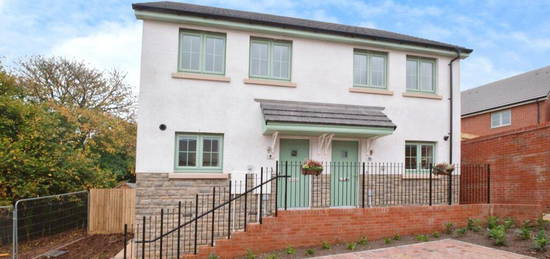 2 bedroom semi-detached house