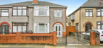 3 bedroom semi-detached house for sale