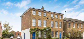 Maisonette for sale in The Avenue, Egham, Surrey TW20