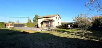 Chalet en Urbanizaci&#xF3;n Casa Blanca