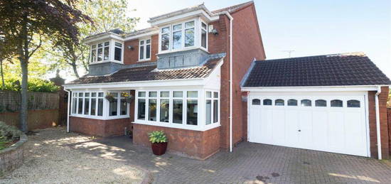 4 bedroom detached house for sale