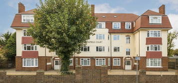 Flat for sale in Springfield Road, Kingston Upon Thames KT1